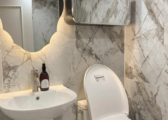 Grand 3br Familty House - 5 Beds Апартаменты Сеул