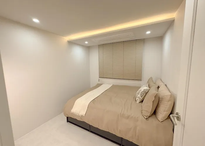 Апартаменты Grand 3br Familty House - 5 Beds Сеул