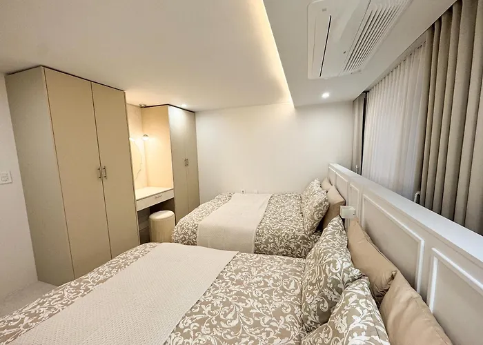 Апартаменты Grand 3br Familty House - 5 Beds *
