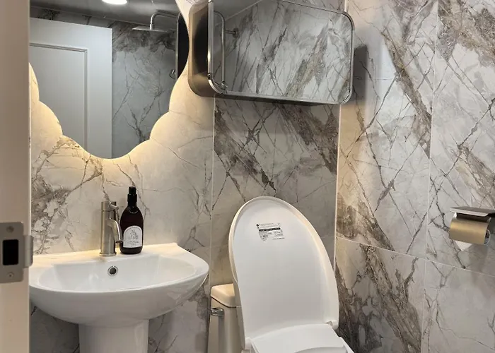 Grand 3br Familty House - 5 Beds Сеул