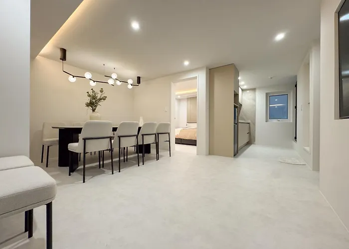 Grand 3br Familty House - 5 Beds Апартаменты