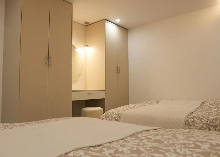Grand 3br Familty House - 5 Beds Апартаменты *