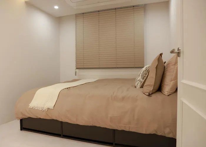Grand 3br Familty House - 5 Beds * Сеул