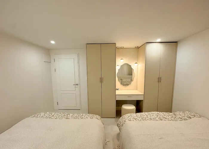 Апартаменты Grand 3br Familty House - 5 Beds *